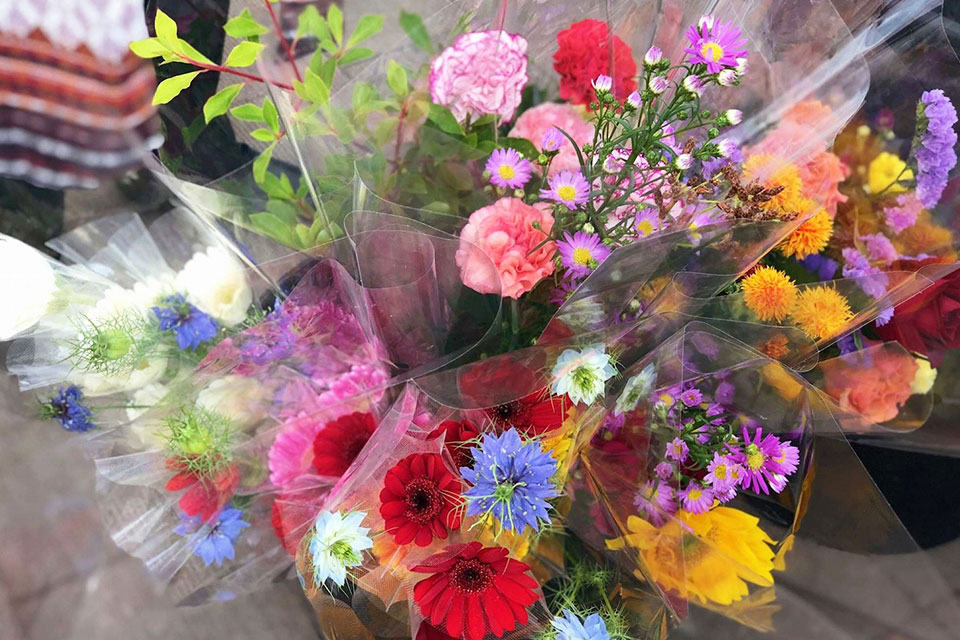 『市役所まち☆ベジ市』お花屋