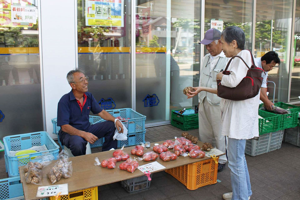 『市役所まち☆ベジ市』売り場